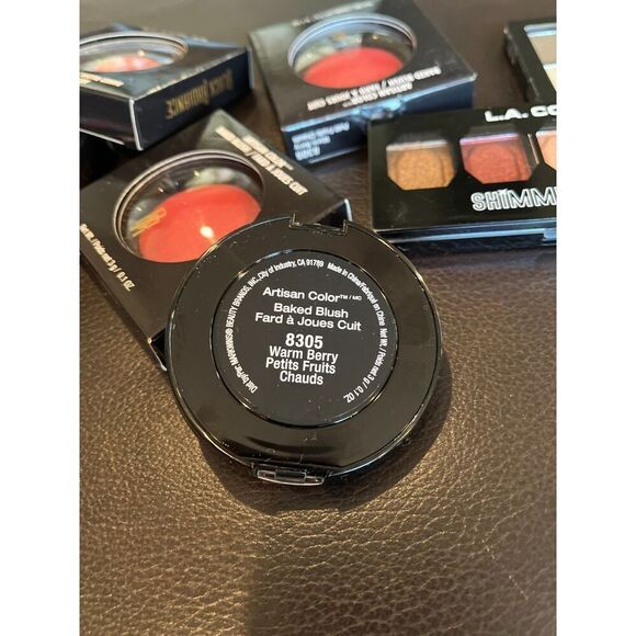 Black Radiance Artisan Color Backed Blush-Warm Berry - Picture 3 of 3